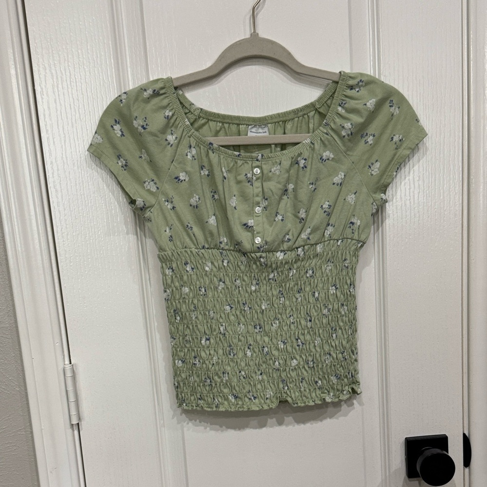 Abercrombie Kids Green Floral Smocked Tee